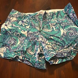 Lilly Pulitzer size 8 shorts